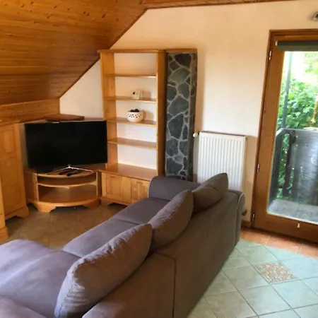 Holiday home Tulipan Haz